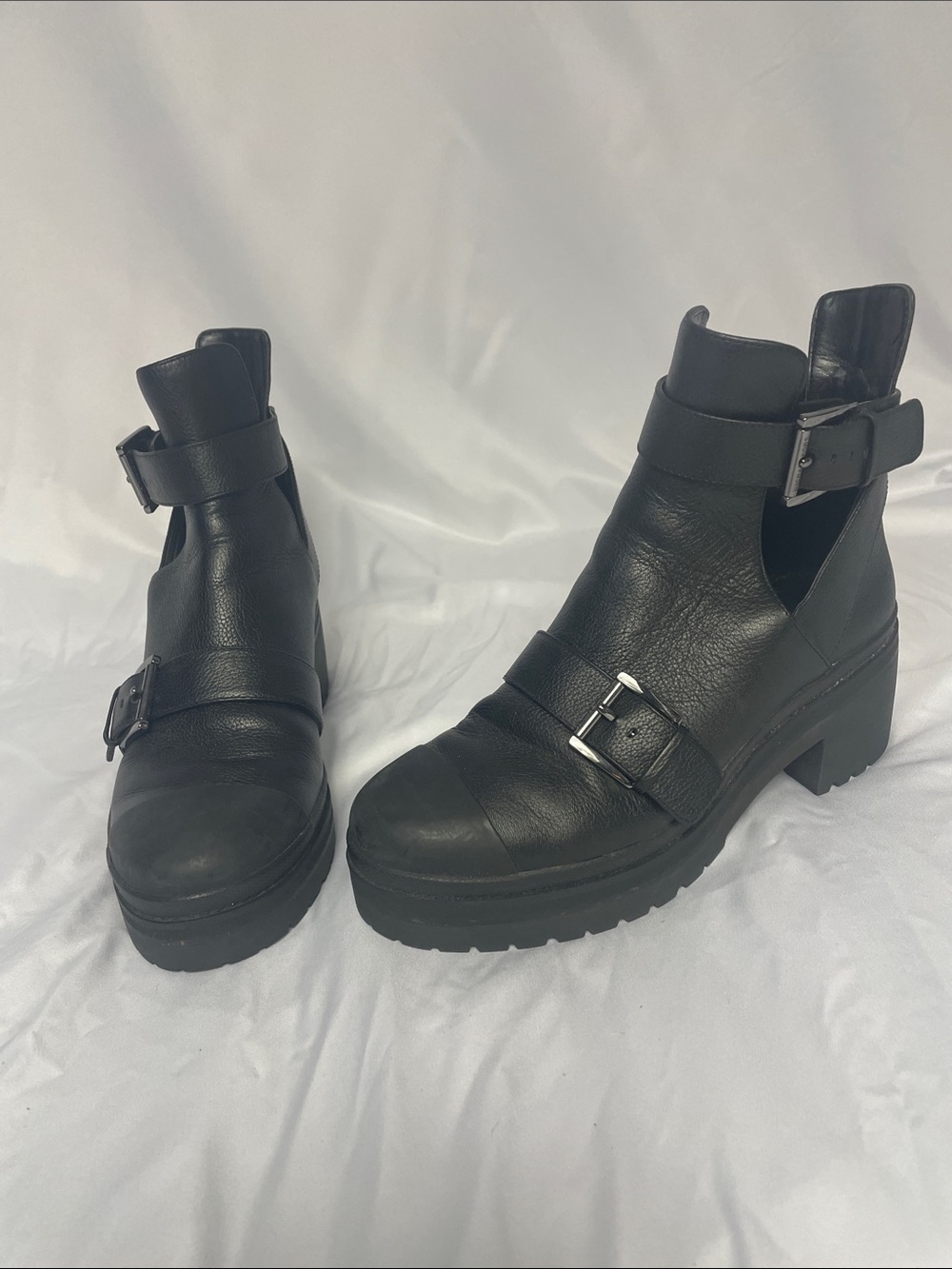 Michael Kors Black Leather Ankle Boots - Picture 6 of 12